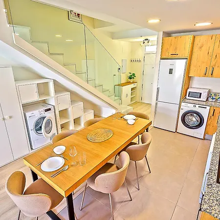 Jacuzzi & Pool House W Rooftop Terrace, Garden Bbq Holiday home *