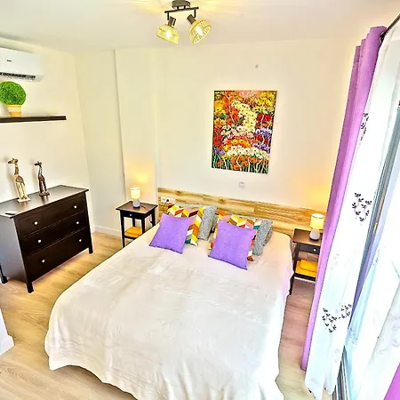 Jacuzzi & Pool House W Rooftop Terrace, Garden Bbq Holiday home *